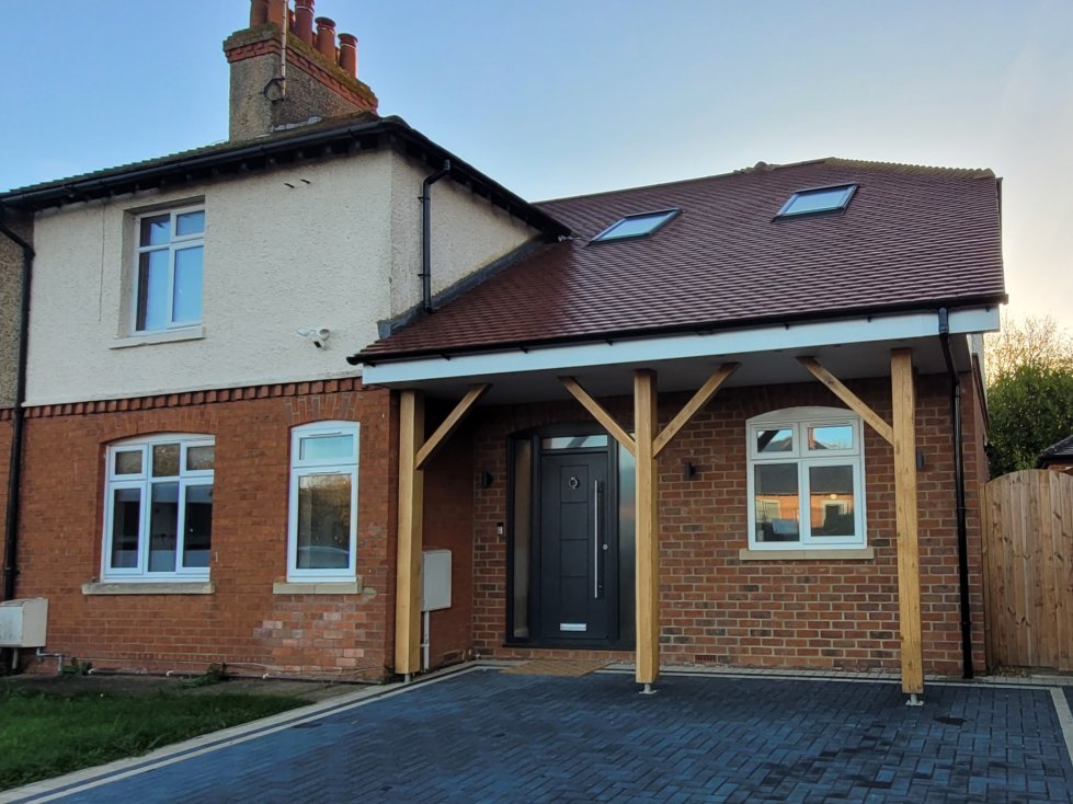 Impressive two storey side and single storey rear extension with modern design in Loughton, Milton Keynes